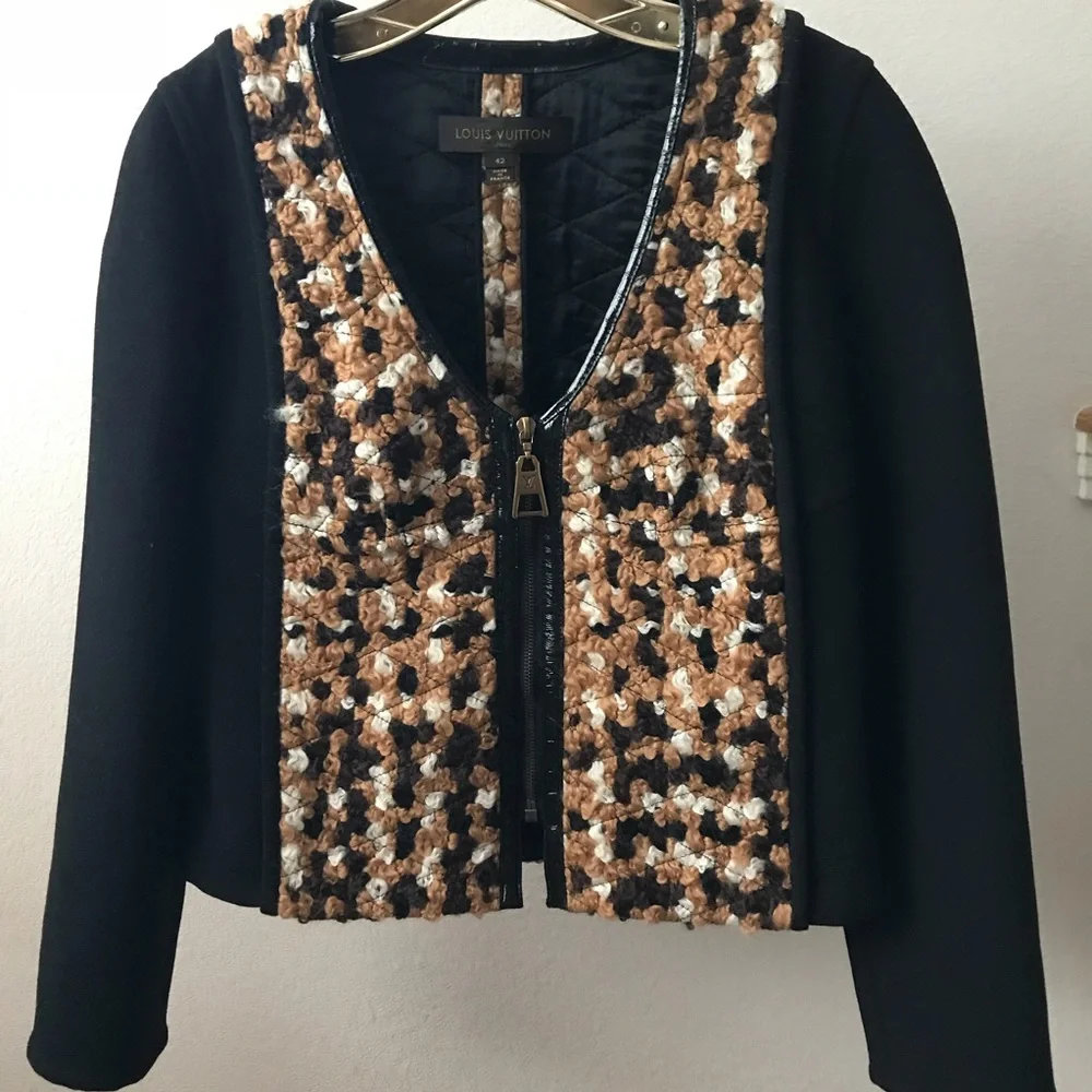 NWOT Louis Vuitton teddy blazer